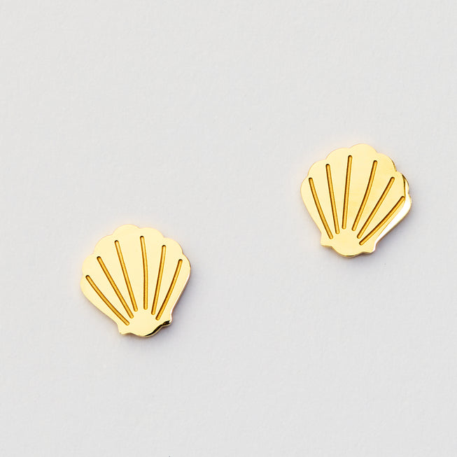 Shell Studs - Gold