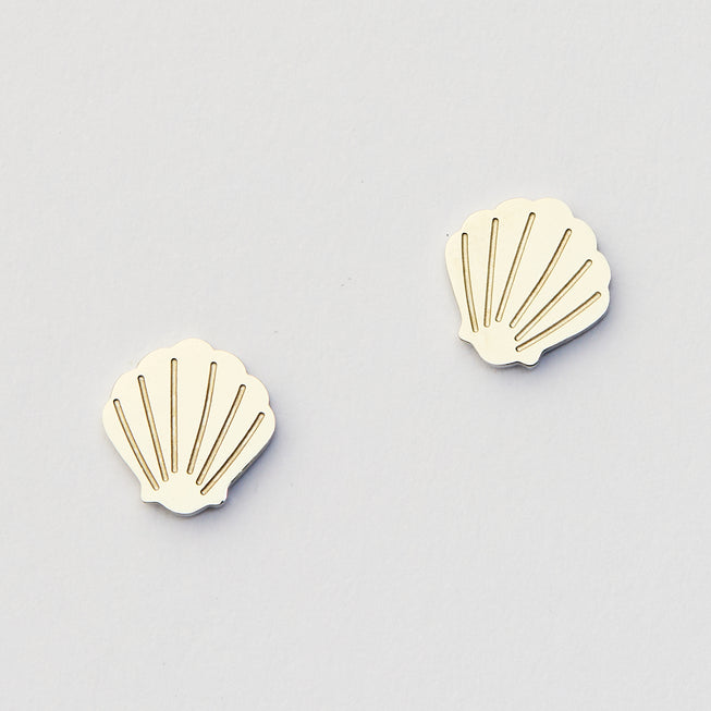 Shell Studs - Silver