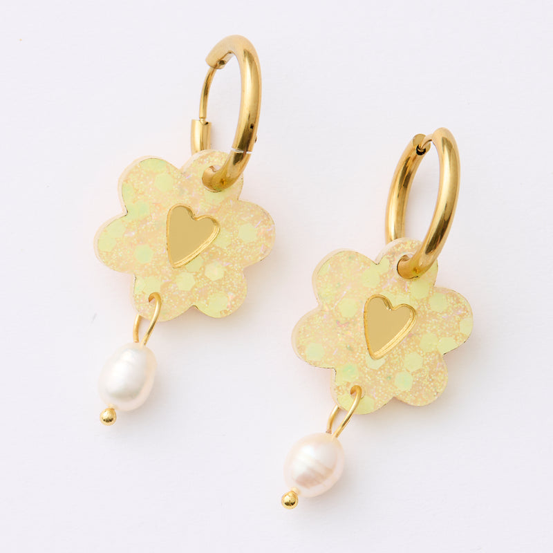 Heart Flower Earrings - Yellow/gold