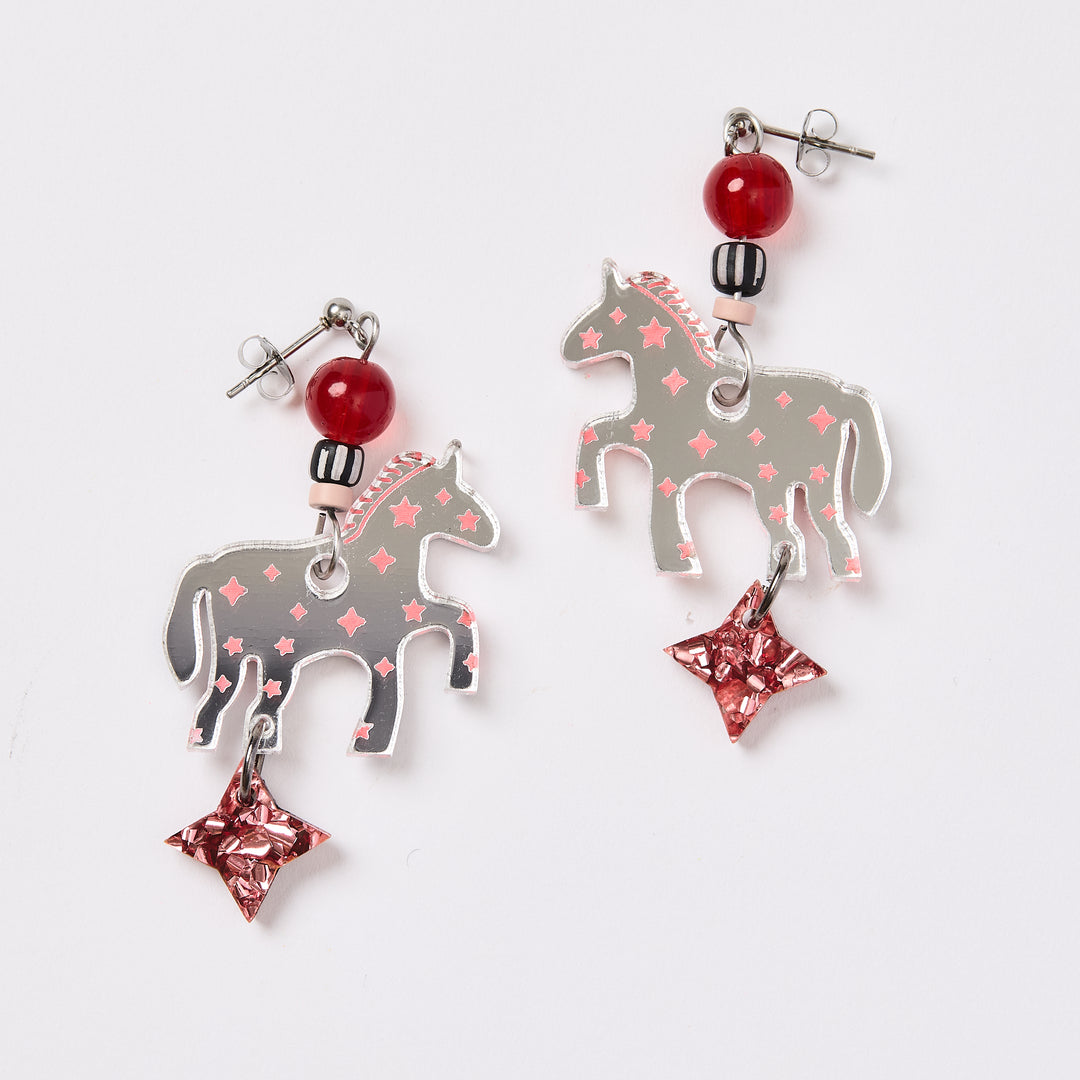Silver horseearrings with stars