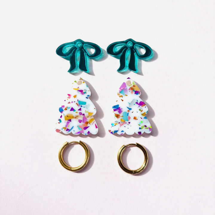 Puffy WHITE Christmas Tree Earrings with GREEN bow
