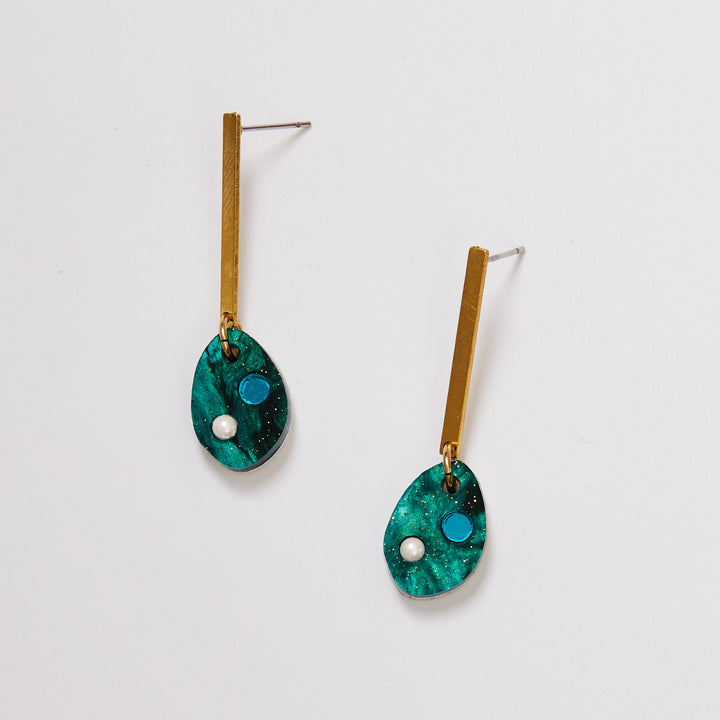 Deep Drop Earrings - Emerald / Gold